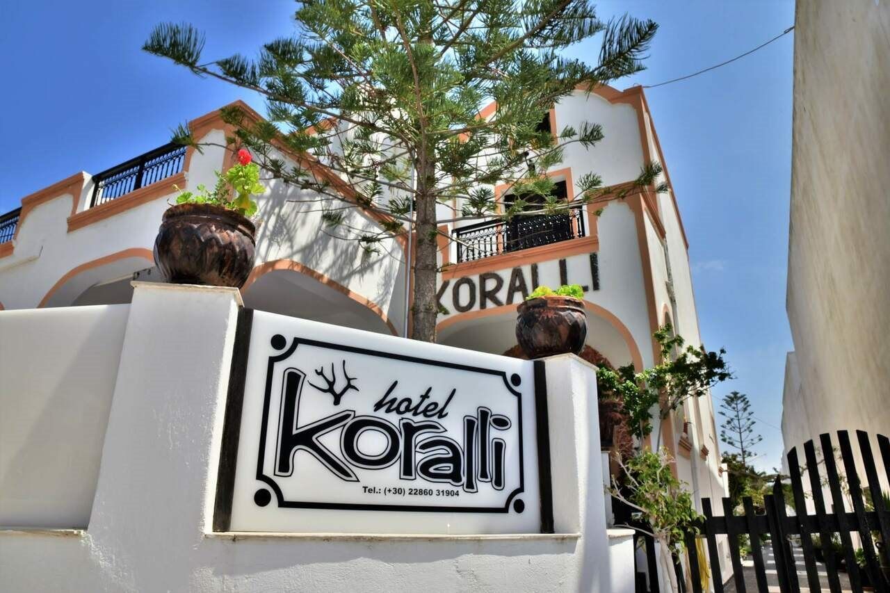 Hotel Koralli Kamári Esterno foto